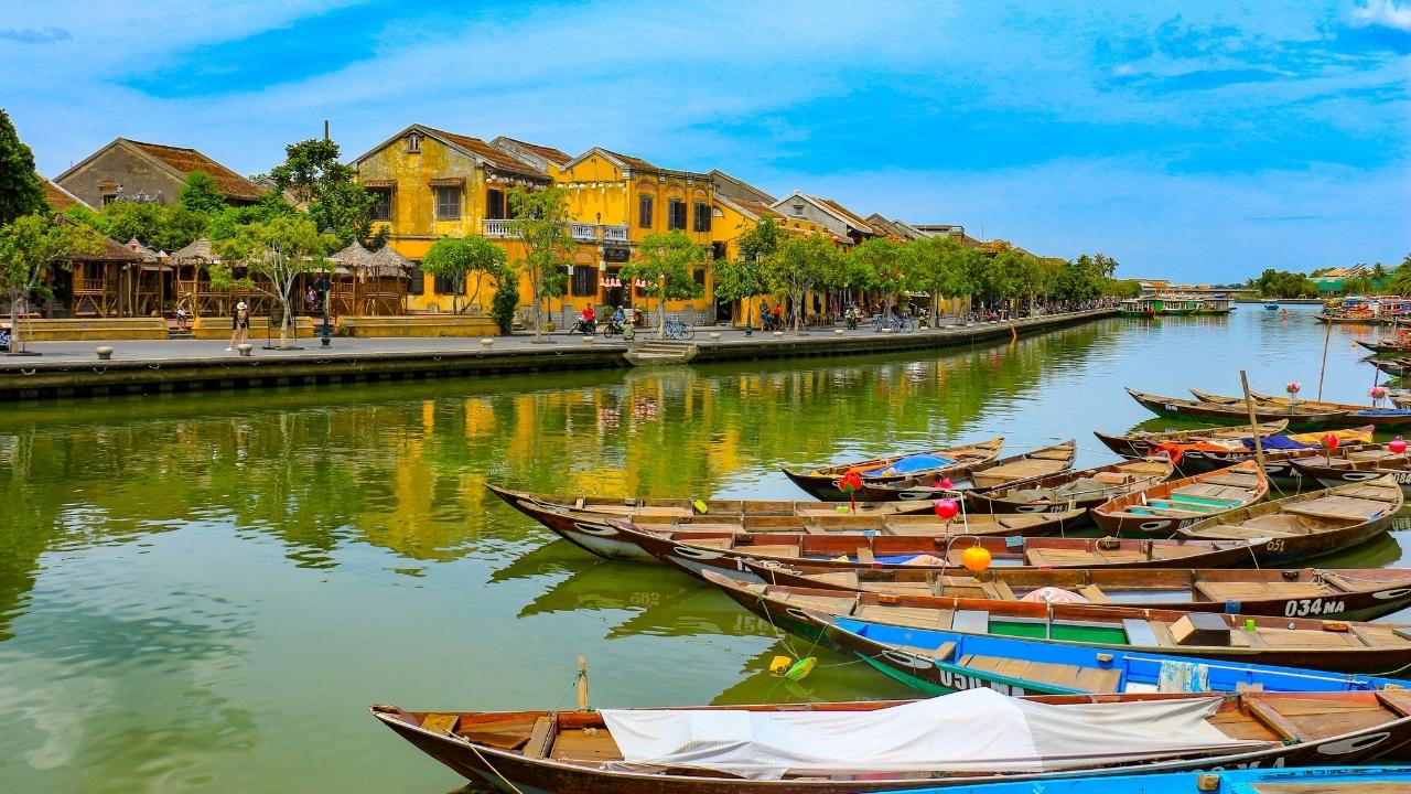 Hội An Du Lịch cùng limo green